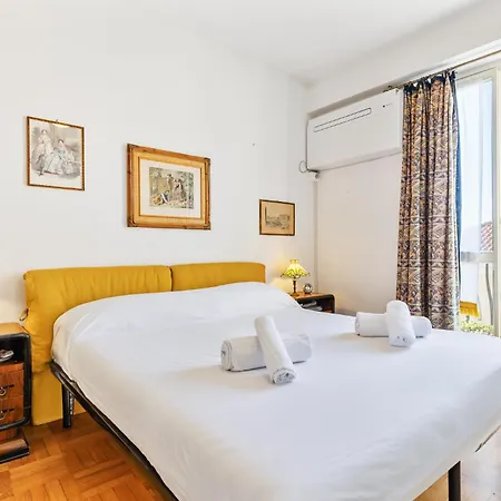 Hostdomus - Viola Terrace Free Parking Apartmán