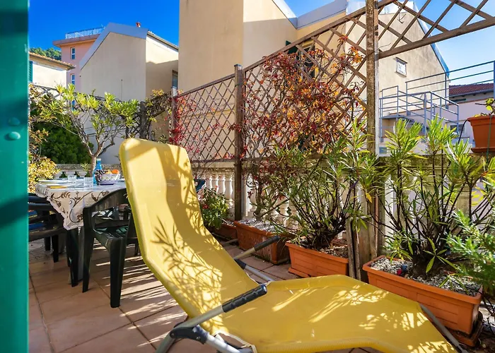Hostdomus - Viola Terrace Free Parking דירה *